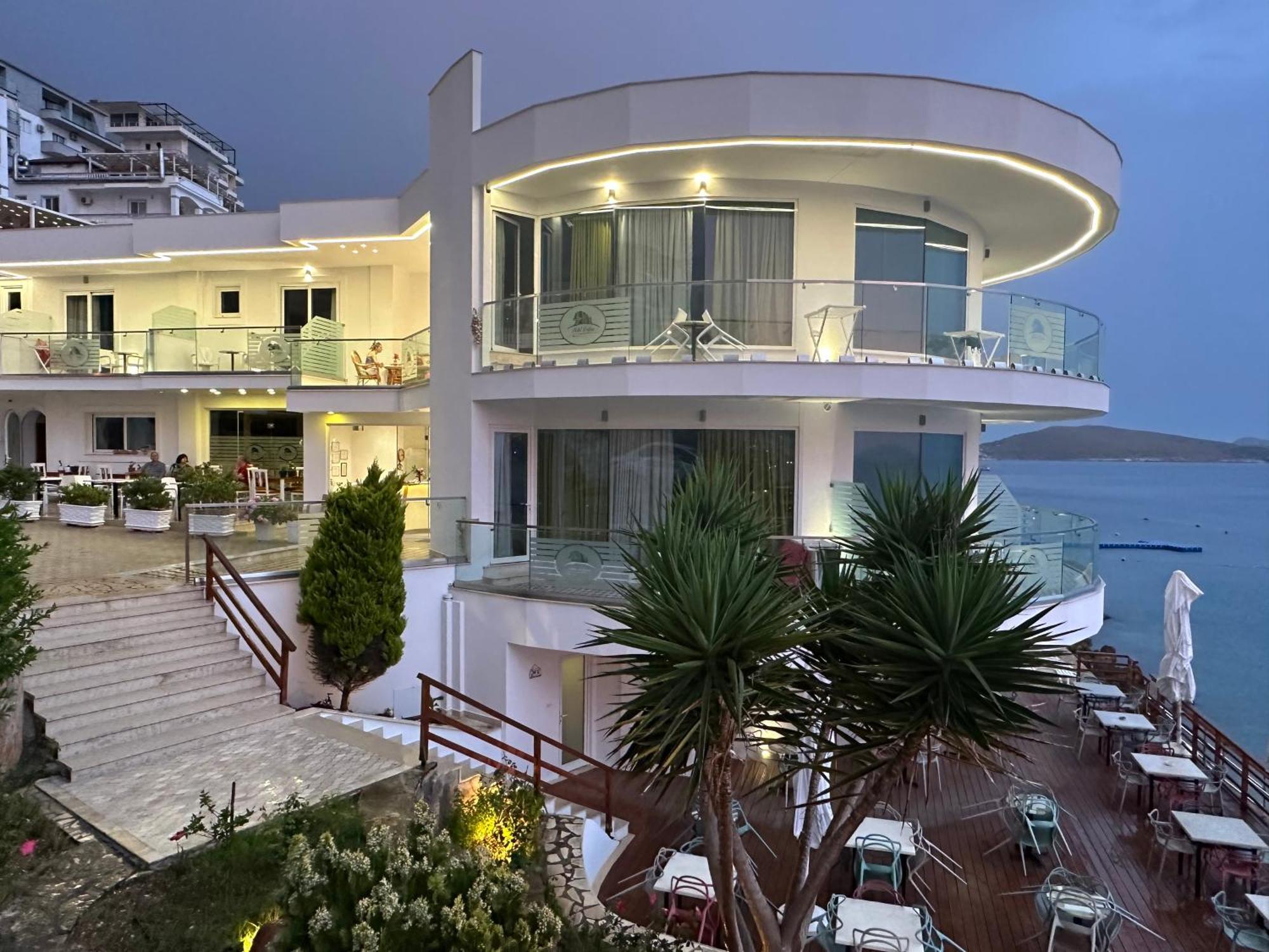 Delfini Hotel