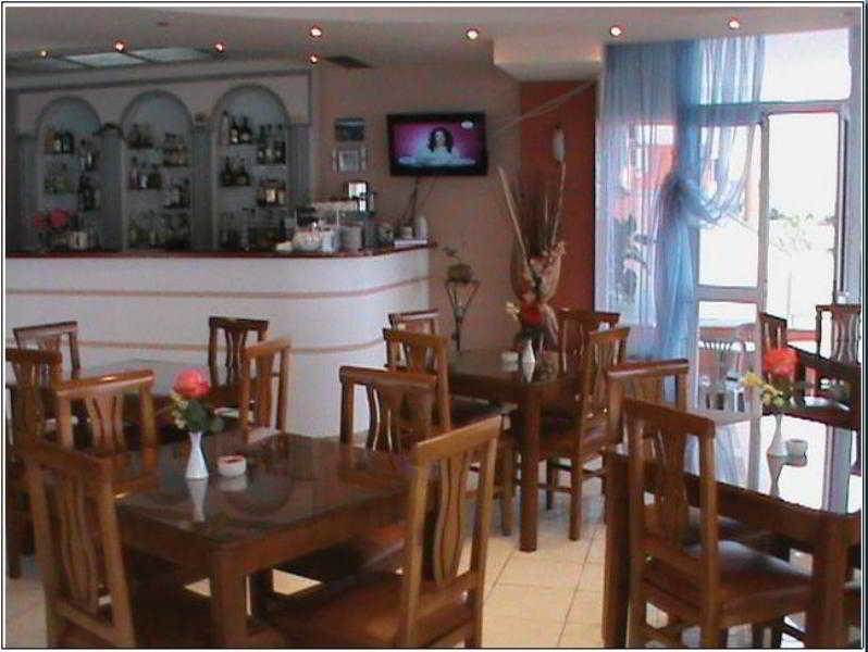 Delfini 3* Sarande