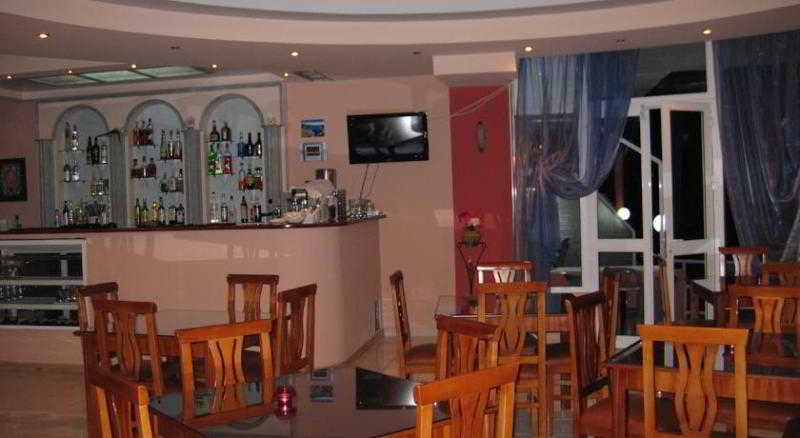 Delfini Hotel 3*